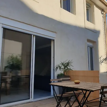 Maison De Standing Proche
