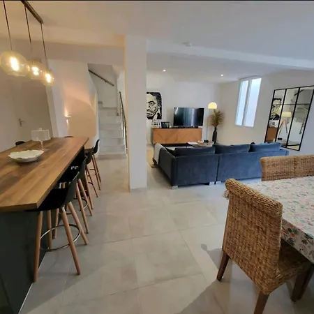 Holiday home Maison De Standing Proche *