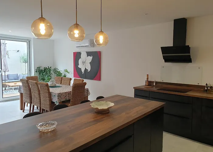 Maison D'artiste Entre Et Vignes * Florensac